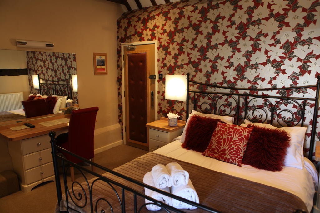 Eight Bells Inn Chipping Campden Habitación foto